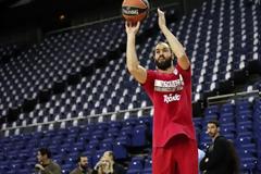 ΣΠΑΝΟΥΛΗΣ : ΕΝΑ ΜΑΤΣ ΜΑΚΡΙΑ ΑΠΟ ΤΟ ΤΡΟΠΑΙΟ... ΘΑ ΔΩΣΟΥΜΕ ΤΑ ΠΑΝΤΑ!