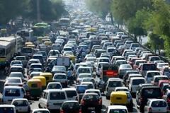 «Παίζουν» με τις εργοστασιακές τιμές των αυτοκινήτων