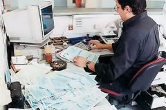 Η «τρύπα» των 473 εκ. € στα φορολογικά έσοδα απειλεί τον προϋπολογισμό