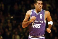 ΑΡΛΑΟΥΚΑΣ : ΕΜΕΙΝΑ ΜΕ ΑΝΟΙΚΤΟ ΤΟ ΣΤΟΜΑ...