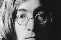 Σε δημοπρασία η Ferrari του Τζον Λένον