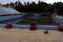 Πάτρα: Σμήνη κoυνουπιών στο κολυμβητήριο - φάντασμα!