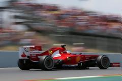 Τη δεύτερη εντός έδρας νίκη του πανηγύρισε ο Φερνάντο Αλόνσο στην πίστα της Καταλονίας