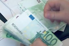 Μειώνεται το εφάπαξ