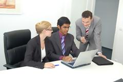 Πώς να βελτιώσετε την “ατμόσφαιρα” στο γραφείο