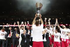 Η ΠΑΕ Ολυμπιακός εξέδωσε ανακοίνωση για την επιτυχία της ομάδας μπάσκετ...