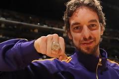 ΑΠΟΘΕΩΣΗ ΚΑΙ ΥΠΟΚΛΙΣΗ ΣΤΟΥΣ ΠΡΩΤΑΘΛΗΤΕΣ ΑΠΟ ΦΙΛΟΥΣ ΚΑΙ... «ΕΧΘΡΟΥΣ» ΜΠΑΣΚΕΤΙΚΟΥΣ ΚΑΙ ΜΗ!