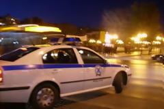 Έριξαν μολότοφ στα γραφεία του ΣΥΡΙΖΑ στην Δάφνη