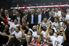 ΑΠΟΘΕΩΣΗ ΓΙΑ ΤΟΝ ΠΡΩΤΑΘΛΗΤΗ ΕΥΡΩΠΗΣ ΑΠΟ ΤΑ ΞΕΝΑ ΜΜΕ