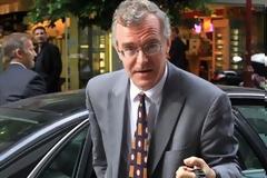 Σύνταξή στα 55 για τον Μπομπ Τράα του ΔΝΤ