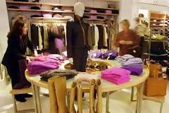 Κάμψη της ζήτησης για είδη ένδυσης και υπόδησης