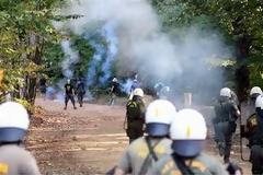 Χειροτέρεψε η κατάσταση της υγείας του αστυνομικού που τραυματίστηκε χτες στις Σκουριές