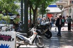 Χάος επικρατεί στο κέντρο του Πειραιά, υποστηρίζει αναγνώστης