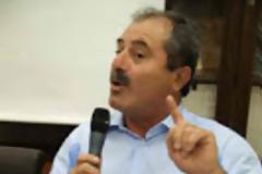 Δωδώνη - Ο δήμαρχος μοιράζει λεφτά...!!!