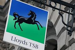 Lloyds: Αποχωρεί την επόμενη χρονιά ο πρόεδρος