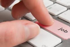 Ποια είναι τα επτά επαγγέλματα που ακόμη προσλαμβάνουν στην Eλλάδα