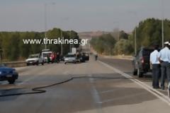 Ένας νεκρός και δύο τραυματίες σε τροχαίο