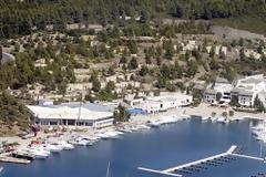 Ανακαλείται εκ νέου η οικοδομική άδεια για το Πόρτο Καρράς