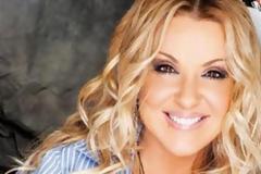 Ναταλία Γερμανού: Δείτε την να ποζάρει με τη μητέρα της... 15 χρόνια πριν!