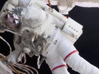 Φωτογραφία για Επέστρεψαν στη Γη οι αστροναύτες
