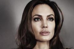 Angelina Jolie: Έκανε διπλή μαστεκτομή!