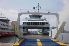 Σαλαμίνα: Απολύθηκαν τα πληρώματα των πλοίων των δύο κοινοπραξιών