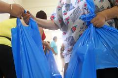 Πρόγραμμα δωρεάν διανομής τροφίμων σε άπορους του ΥΠΑΑΤ και ΟΠΕΚΕΠΕ με φορέα υλοποίησης το Δήμο Θηβαίων