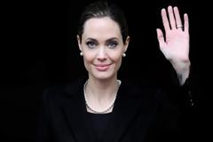 H ιατρική επιλογή της Angelina Jolie
