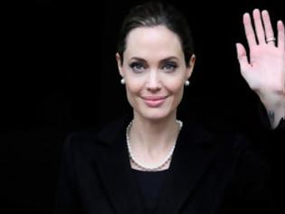 Φωτογραφία για H ιατρική επιλογή της Angelina Jolie