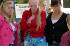 Τραγική φιγούρα η μητέρα του 11χρονου που μαχαιρώθηκε αλύπητα από τον κλόουν