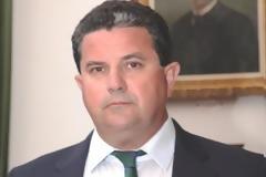 Eπιστρατεύουν τον... δήμαρχο Μεσολογγίου