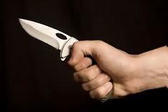 Ελέγχουν τον μαχαιροβγάλτη της Χερσονήσου για συμμετοχή σε κύκλωμα