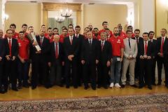 ΔΕΛΤΙΟ ΤΥΠΟΥ ΚΑΕ ΟΛΥΜΠΙΑΚΟΣ : ΟΙ ΠΡΩΤΑΘΛΗΤΕΣ ΕΥΡΩΠΗΣ ΣΤΟΝ ΠΡΟΕΔΡΟ ΤΗΣ ΔΗΜΟΚΡΑΤΙΑΣ