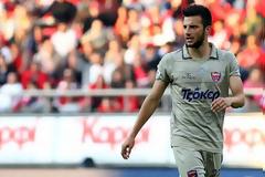 Τον πούλησαν και τώρα θέλουν να τον...δανειστούν!