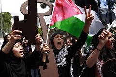 Ραμάλα: Χιλιάδες Παλαιστίνιοι στους δρόμους για την «Ημέρα της Καταστροφής»