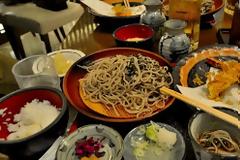 Γερμανία: Δύο άτομα σκότωσαν σεφ γιατί δεν τους άρεσε το φαγητό