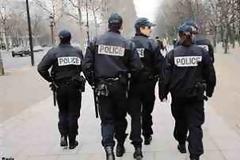 Η αστυνομία ενισχύει την παρουσία της στις τουριστικές τοποθεσίες του Παρισιού