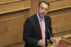 «Άρχισε να αποδίδει η δημοσιονομική προσαρμογή»