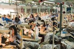 6 νεκροί από κατάρρευση οροφής σε εργοστάσιο στη νότια Καμπότζη