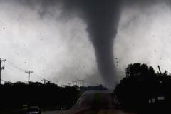 Τυφώνας σκορπά τον θάνατο στο Τέξας