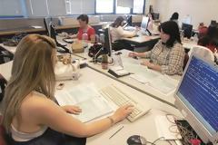 Σκέψεις στην κυβέρνηση για ενιαίο ΦΠΑ 19% ή 21% με κατάργηση της κλίμακας 6,5% και 13%