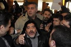 «ΓΑΛΛΙΚΑ» ΚΑΙ... ΠΕΤΡΕΣ ΑΠΟ ΜΑΡΑΝΤΟΝΑ!