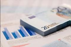 ΙΟΒΕ: Πτώση 20% στις επενδύσεις στη βιομηχανία