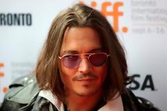 Το «δικό του» απολίθωμα 500 εκατ. ετών, απέκτησε ο Τζόνι Ντεπ