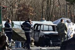 Διερευνάται καμένο όχημα για συμμετοχή στη ληστεία της Λάρισας