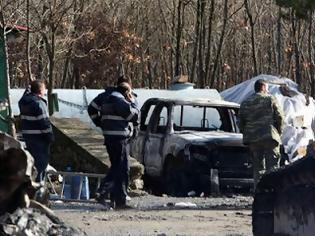 Φωτογραφία για Διερευνάται καμένο όχημα για συμμετοχή στη ληστεία της Λάρισας