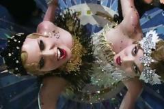 Το μακιγιάζ των 20's κάνει δυναμικό comeback!