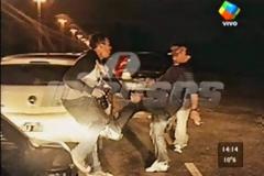 Απίστευτο ξύλο από Μαραντόνα! (video)