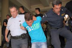 Απολογία - φρίκη για τις 21 μαχαιριές