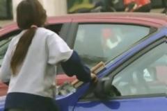 Πάτρα: Pομά πατέρας έβριζε χυδαιότητα την ανήλικη κόρη του γιατί δεν του έφερε 